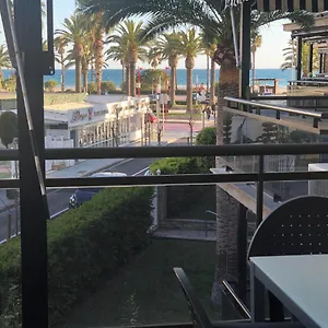 Apartamento 1 Linia De Mar 3 Baños 3 Hab.wifi 110m2, Salou